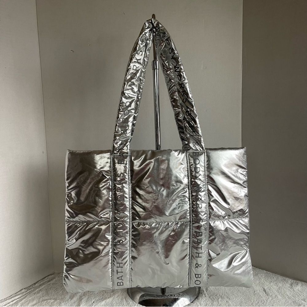 BATH & BODY WORKS Silver Puffer Bag 2024 Black Friday Exclusive New NWT Puffy